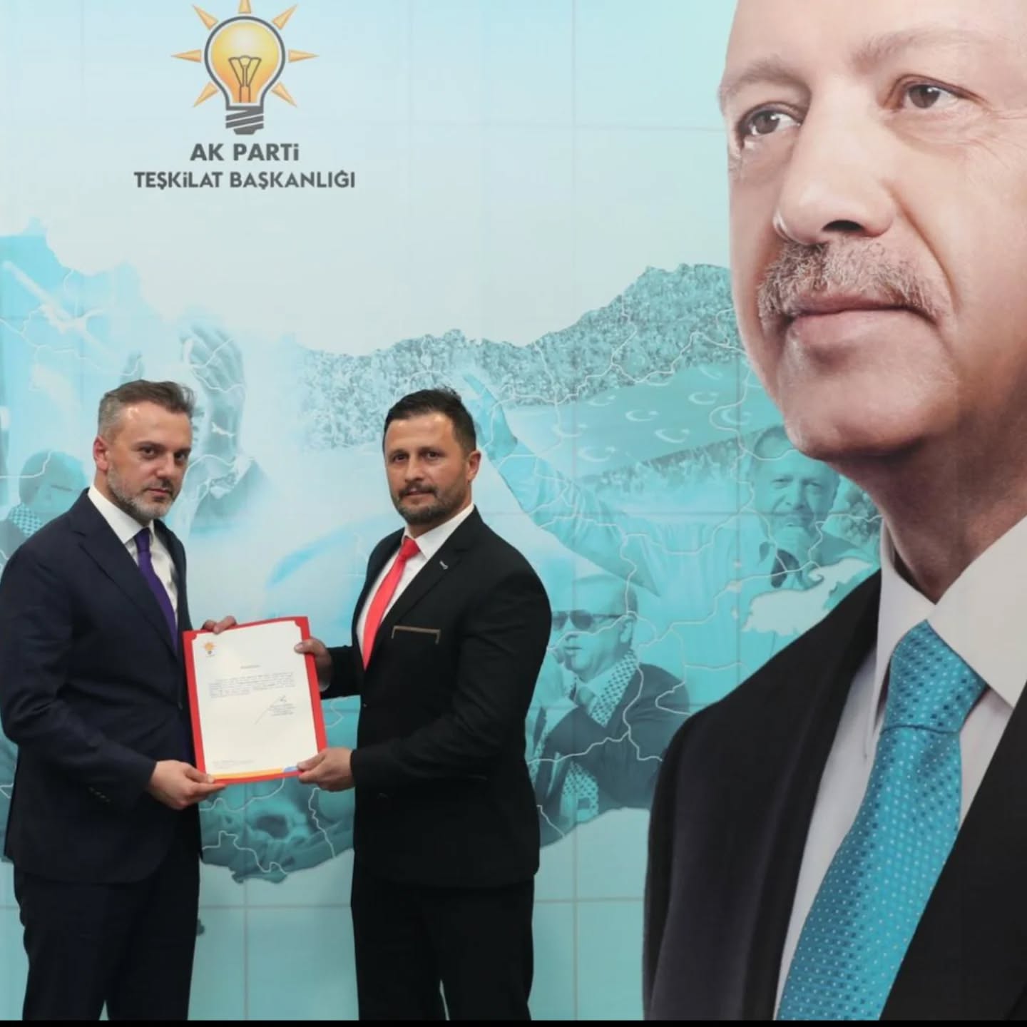 AK Parti İncirliova İlçe Başkanı Mehmet Yüzbaşıoğlu’nun belediyeye personel alımında