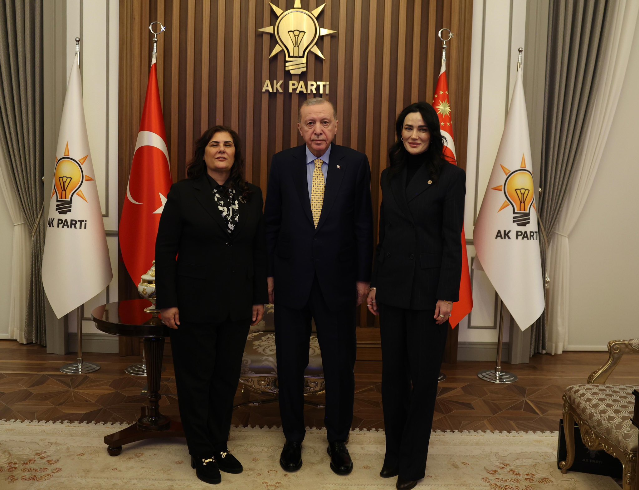 Aydın Büyükşehir Belediye Başkanı Özlem Çerçioğlu ve AK Parti Aydın