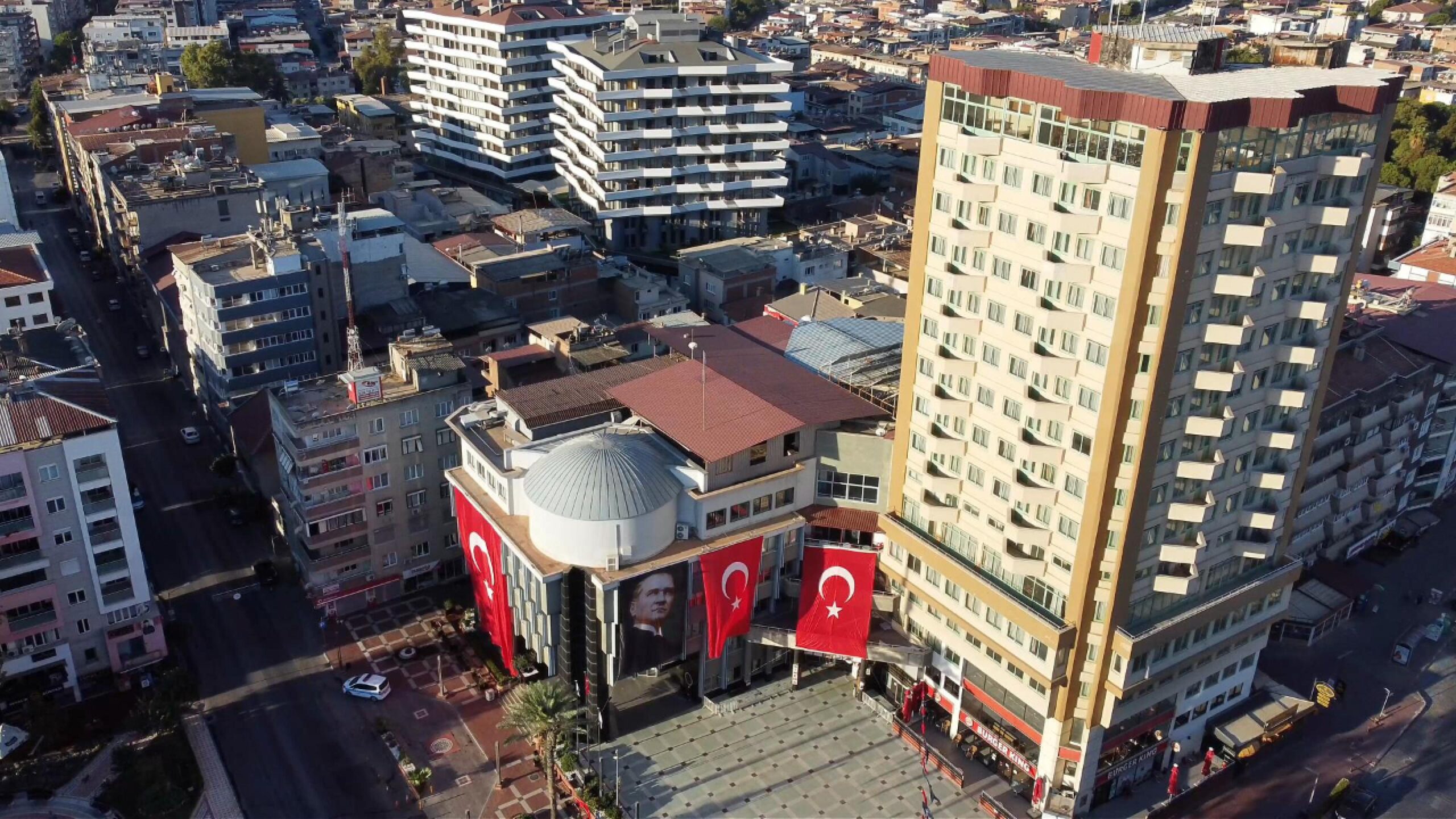 Nazilli Belediyesi İmar ve Şehircilik Müdürü Tamer Göer görevden alındı,